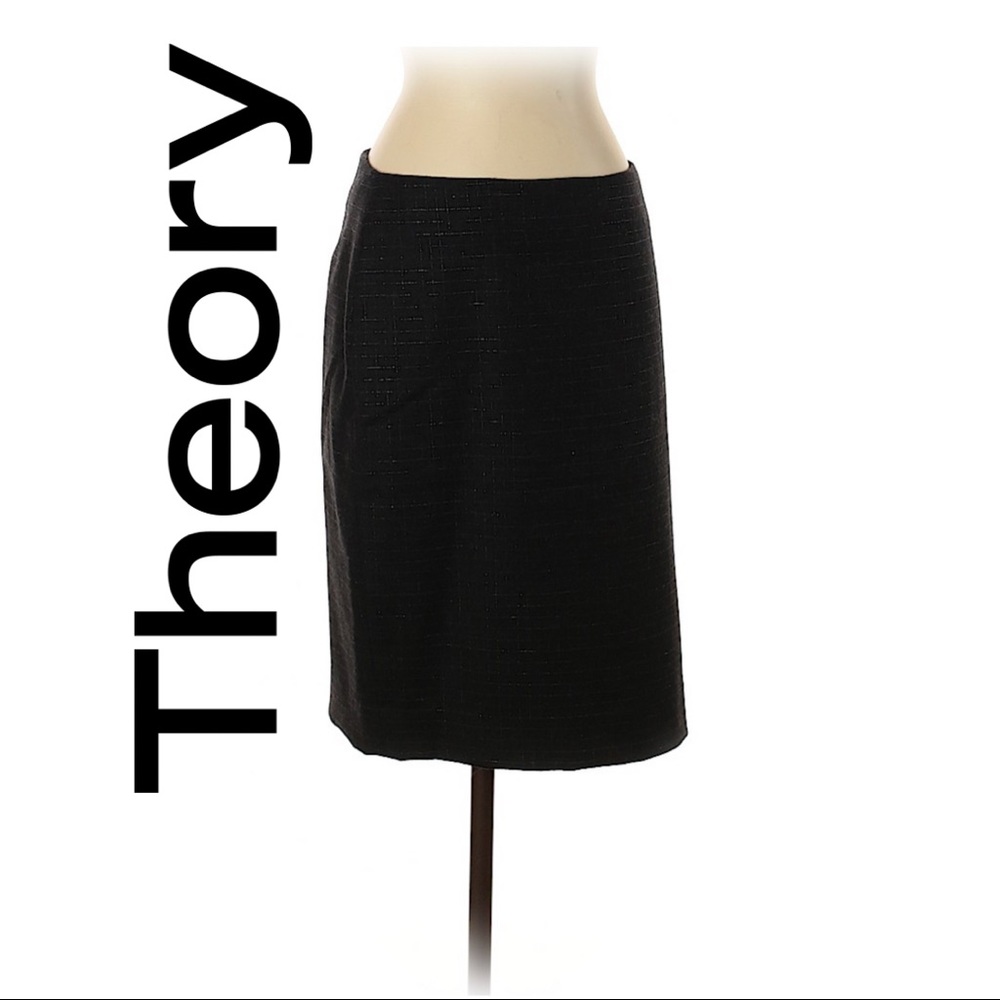 THEORY BLACK VIRGIN WOOL PENCIL SKIRT IN SIZE 2